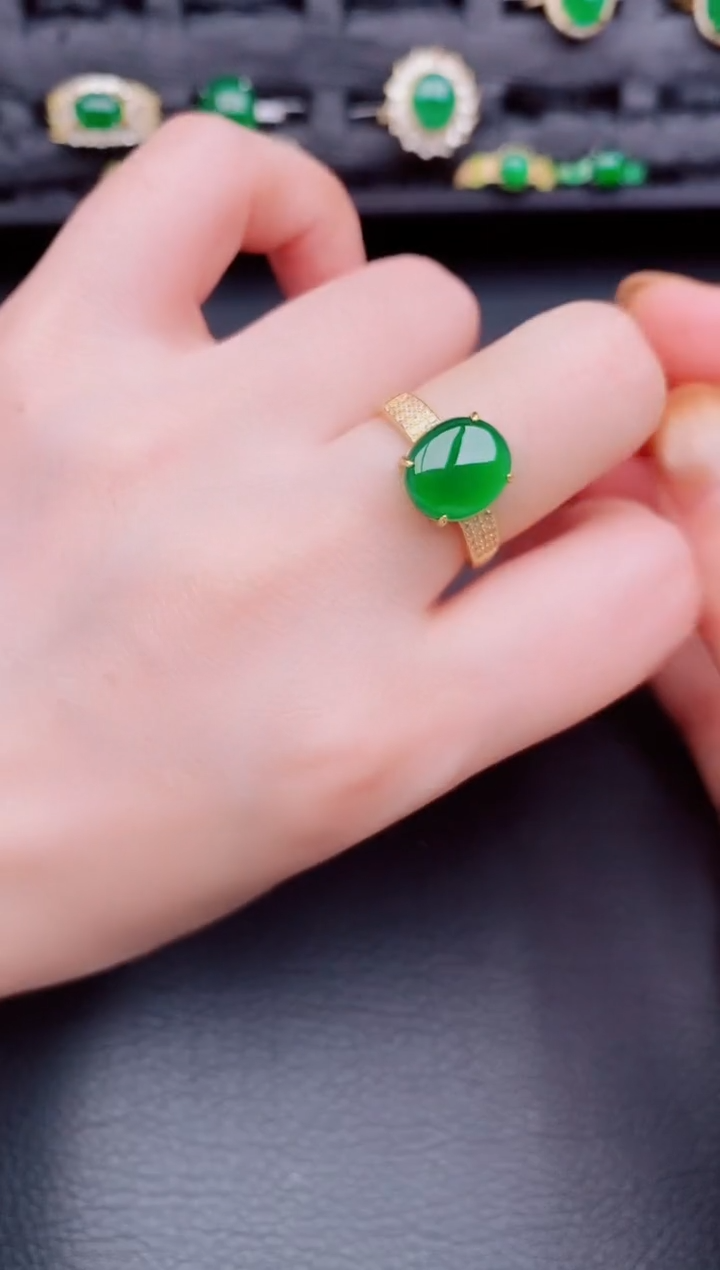 【闪购商品】翡翠戒指银S925镶嵌天然A货翡翠200