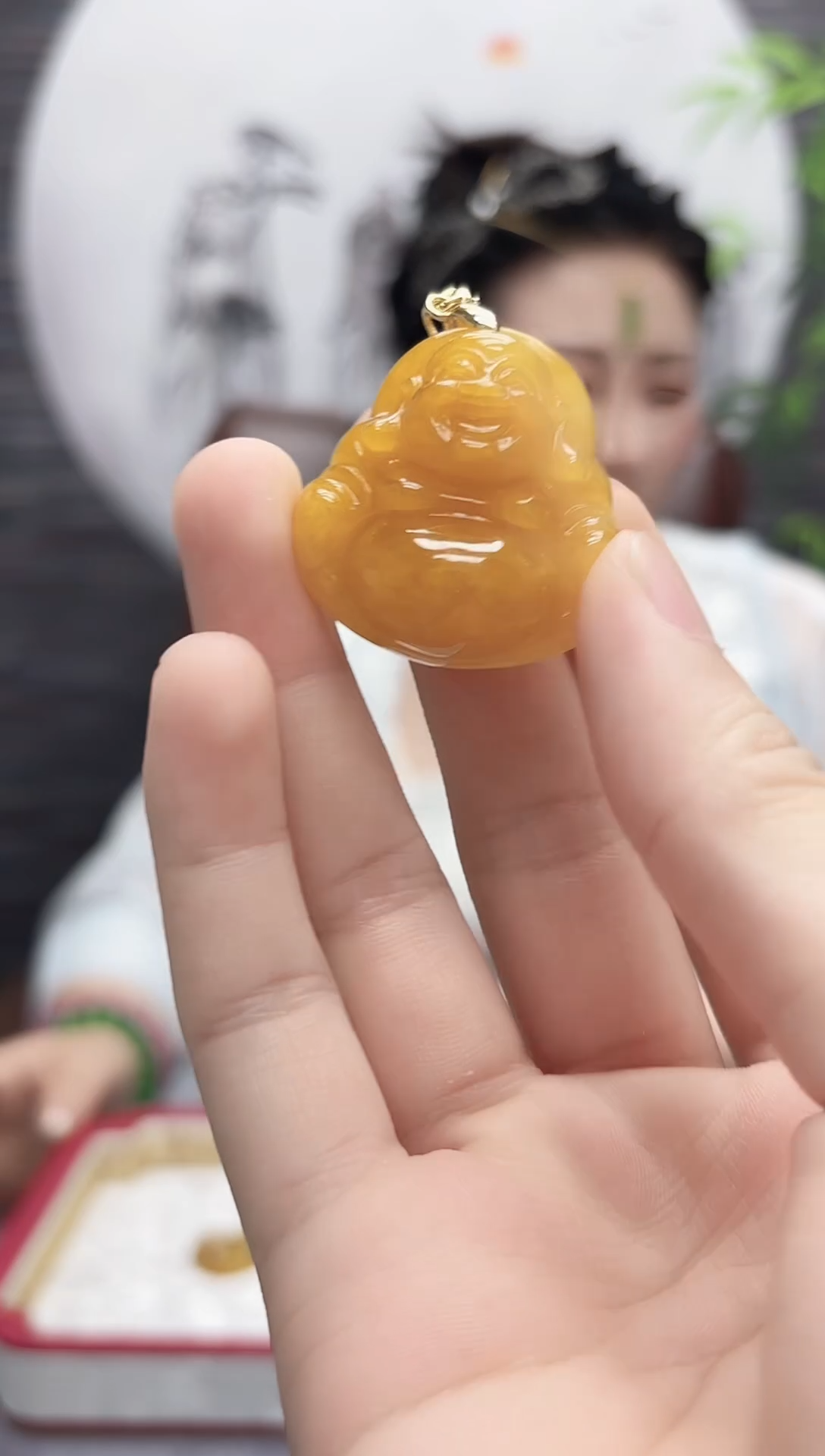 翡翠未镶嵌吊坠(赠链)黄翡佛公