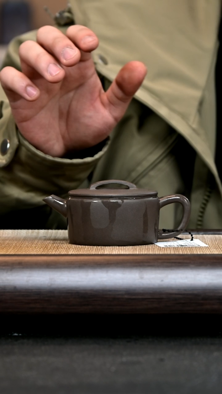 【闪购商品】紫砂茶壶AA11967 汉瓦 青灰