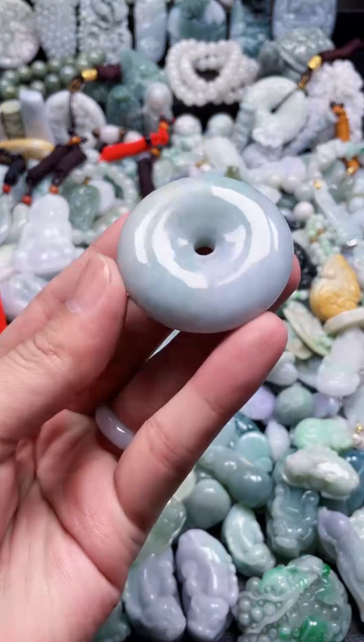 翡翠未镶嵌颈饰天然翡翠a货