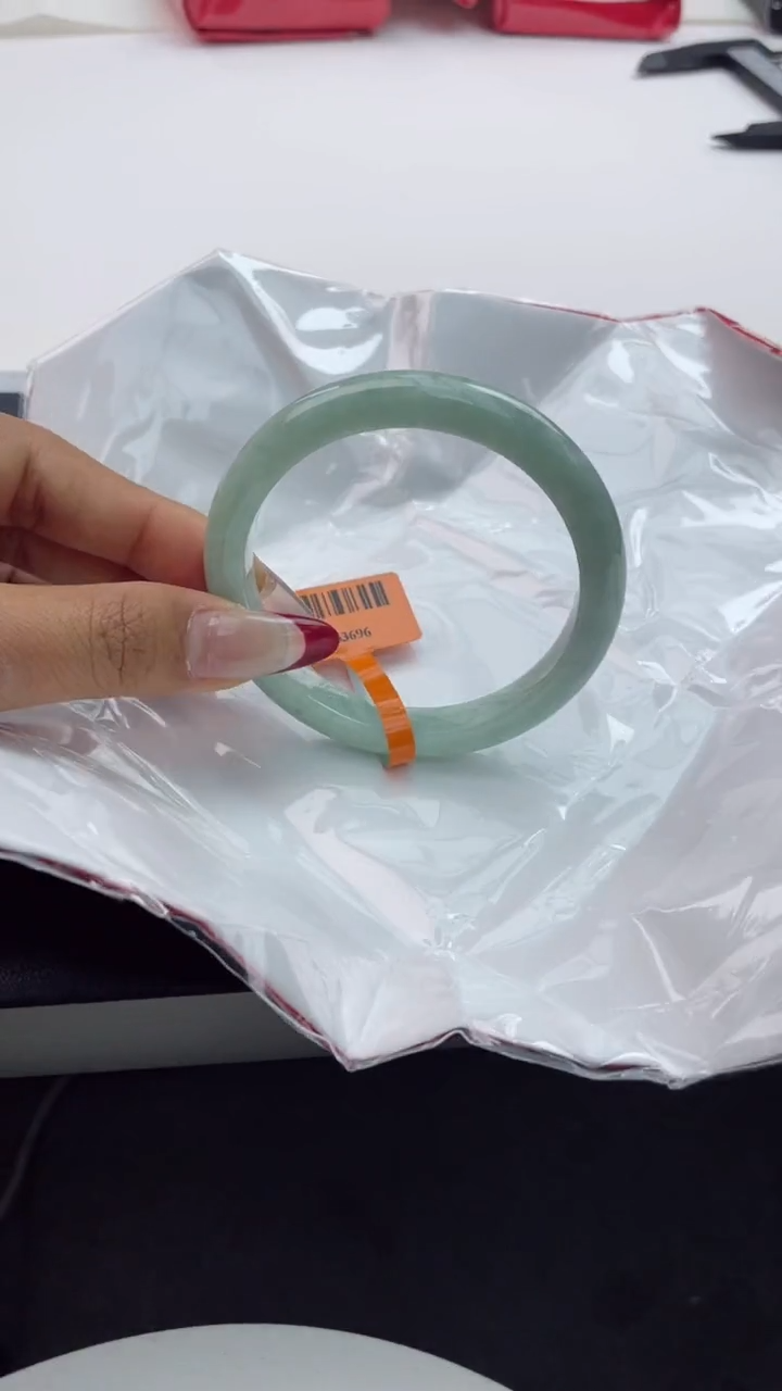 【闪购商品】翡翠手镯未镶嵌10翡翠手镯