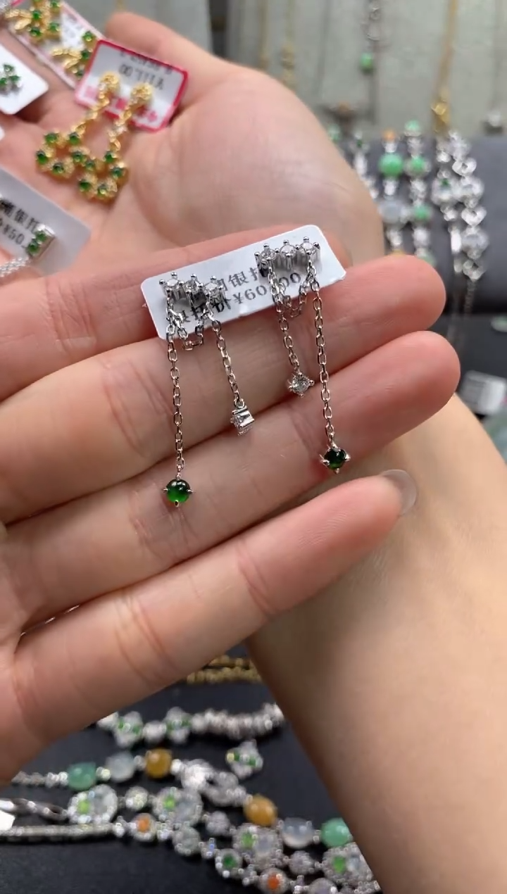 【闪购商品】翡翠戒指银S925镶嵌111111     4