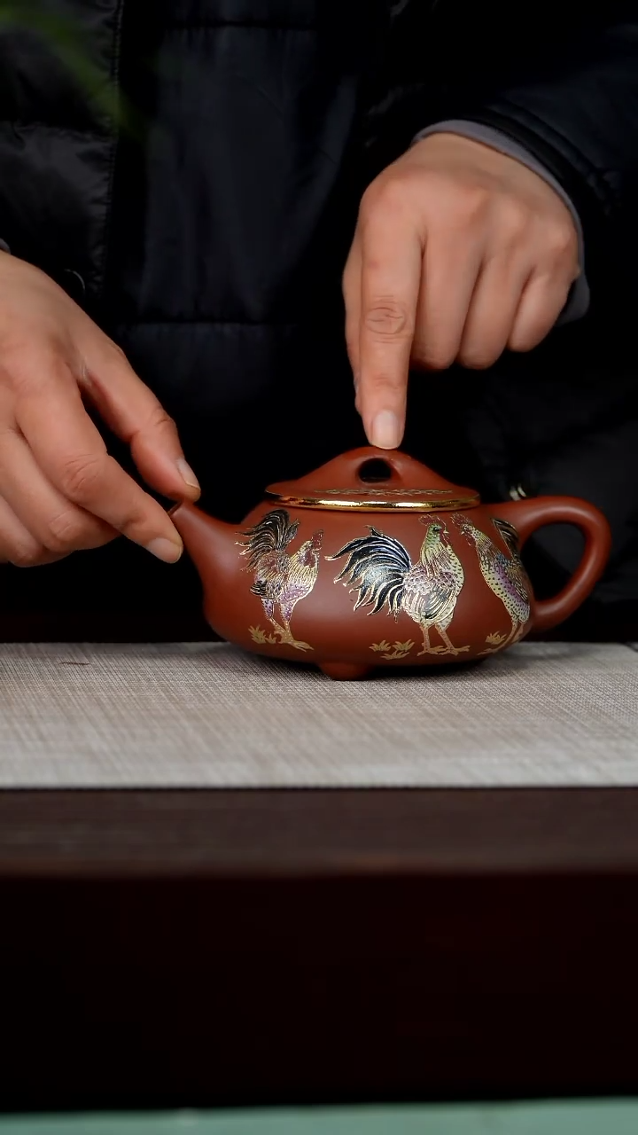 【闪购商品】宜兴原矿紫砂壶茶壶260C