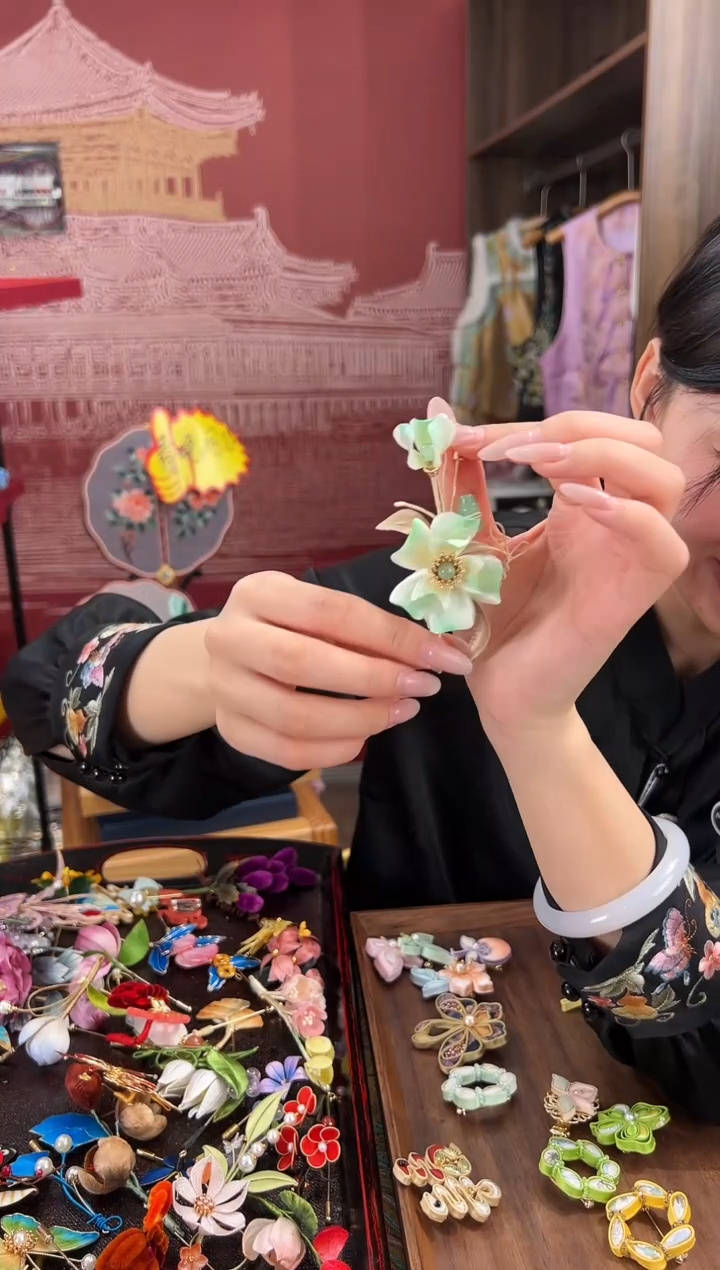 【闪购商品】刺绣苏绣世家非遗手工（胸针）  