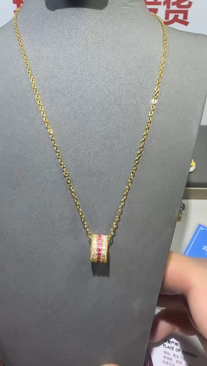 吊坠(赠链)18K金镶嵌红宝石3