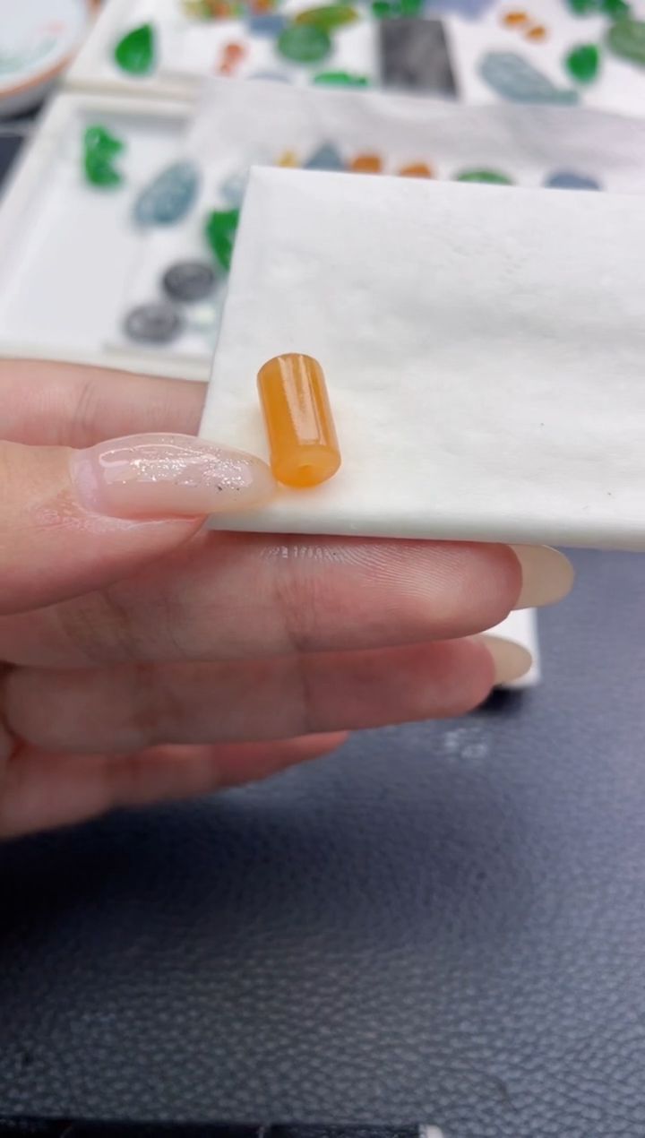 未镶嵌定制翡翠去****?珠子