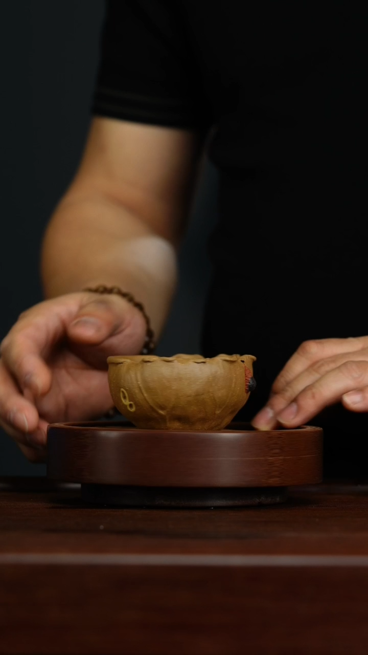 【闪购商品】紫砂茶壶q38荷花主人杯