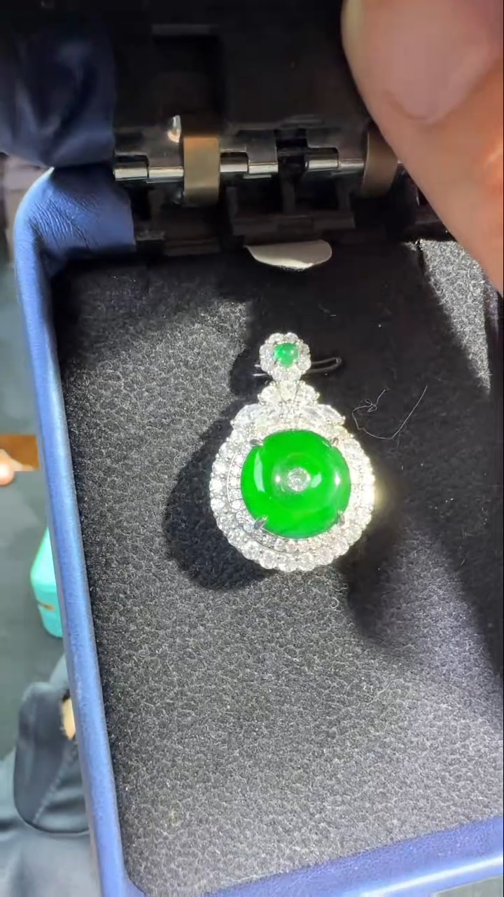 未镶嵌定制翡翠0836289192多样性发货