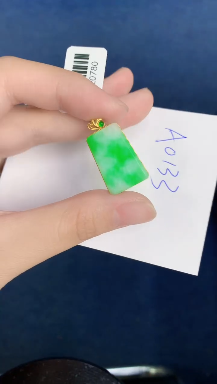 【闪购商品】翡翠颈饰18K金镶嵌000000000