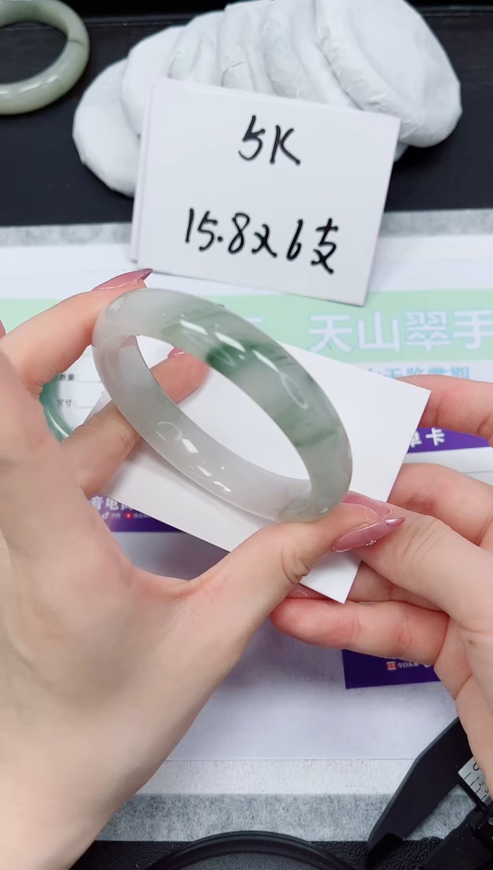 【闪购商品】石英质玉未镶嵌手镯36-60