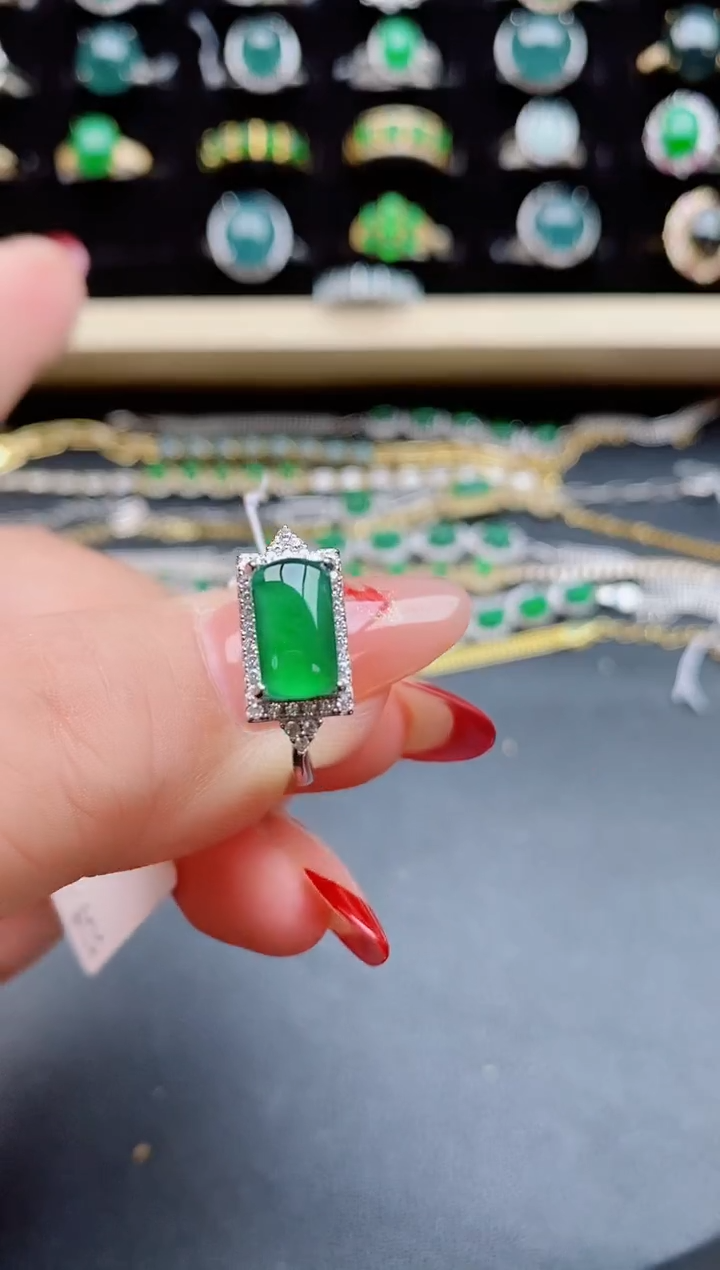 【闪购商品】翡翠戒指银S925镶嵌5085050