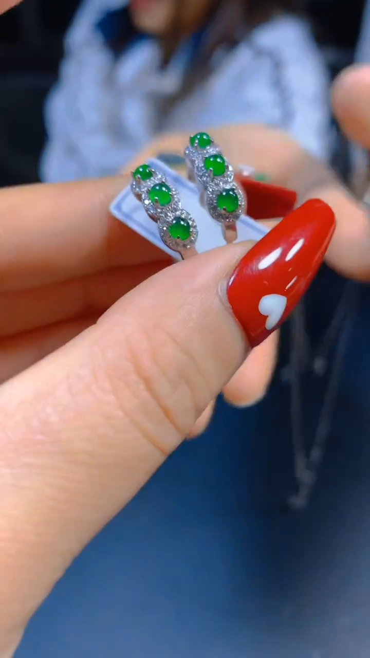 【闪购商品】翡翠耳饰未镶嵌0582035675多样性发一