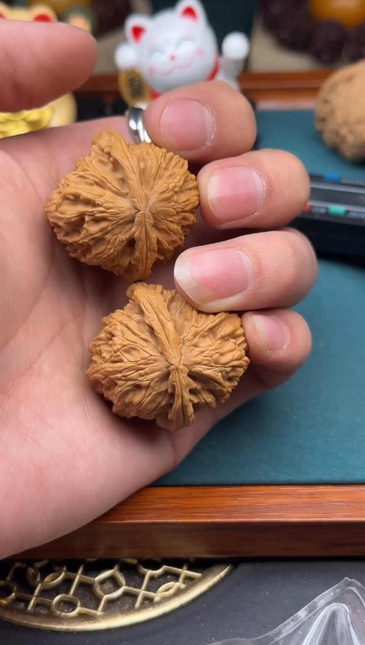 【闪购商品】文玩核桃吊坠微修狮子201