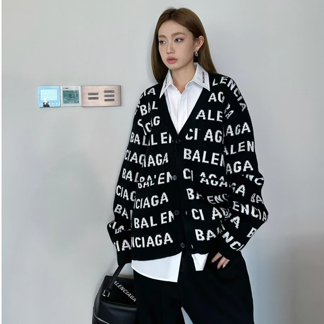 全新未使用 Balenciaga/巴黎世家 羊毛针织开衫 黑白/1-2码