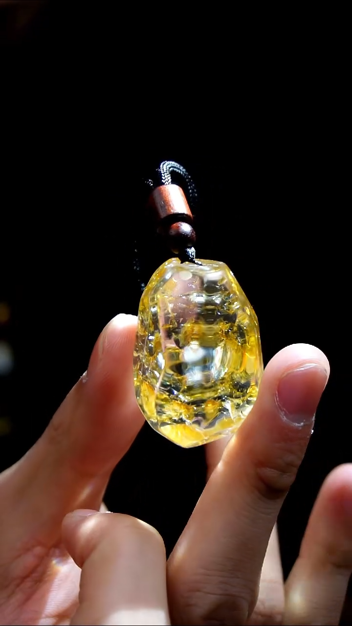 吊坠(赠链)未镶嵌水晶水晶