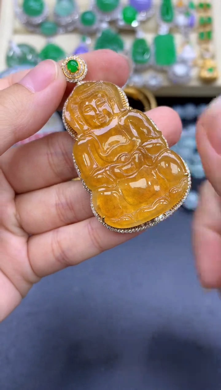 颈饰18K金镶嵌翡翠660-中国好珍宝