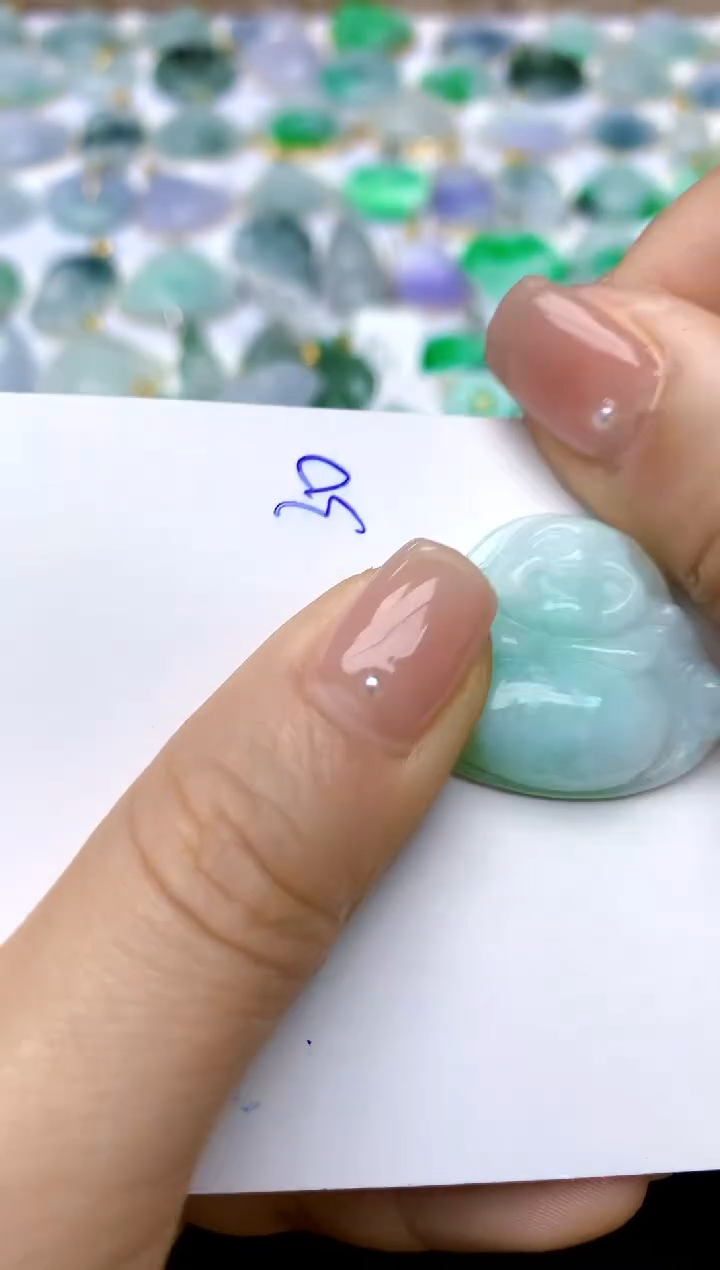 【闪购商品】翡翠颈饰未镶嵌30天然A货翡翠