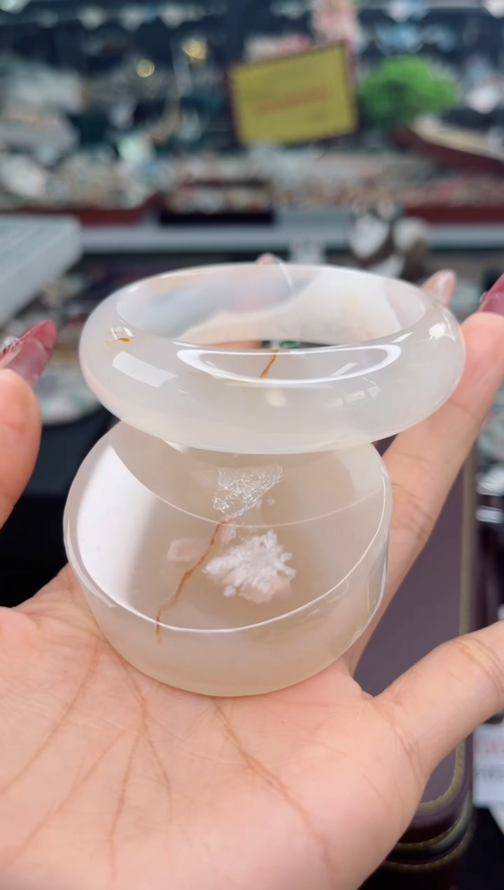 【闪购商品】石英质玉手镯未镶嵌57圈口（赠品镯心）1674222