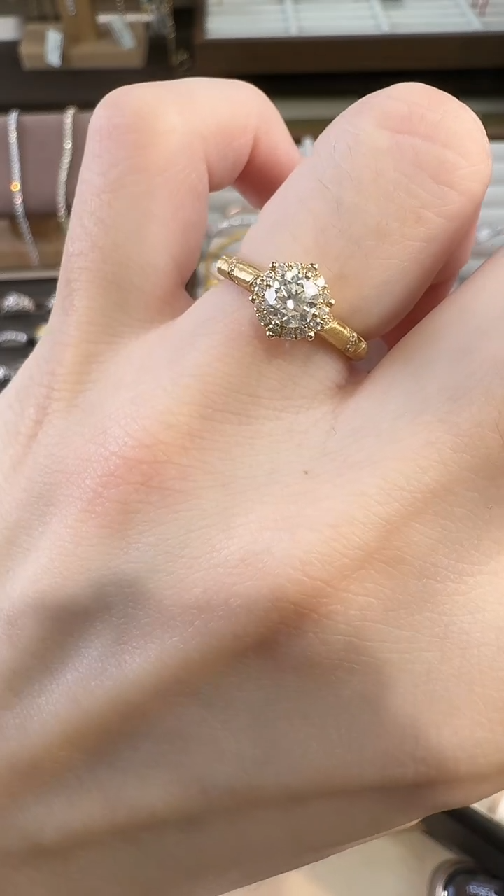 【闪购商品】钻石戒指/指环18K金镶嵌主石50分副钻20分钻戒 11#