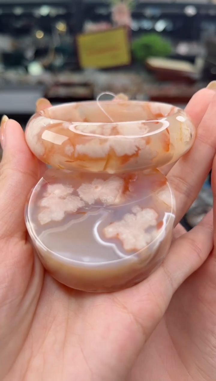 【闪购商品】石英质玉手镯未镶嵌55圈口（赠品镯心）66756