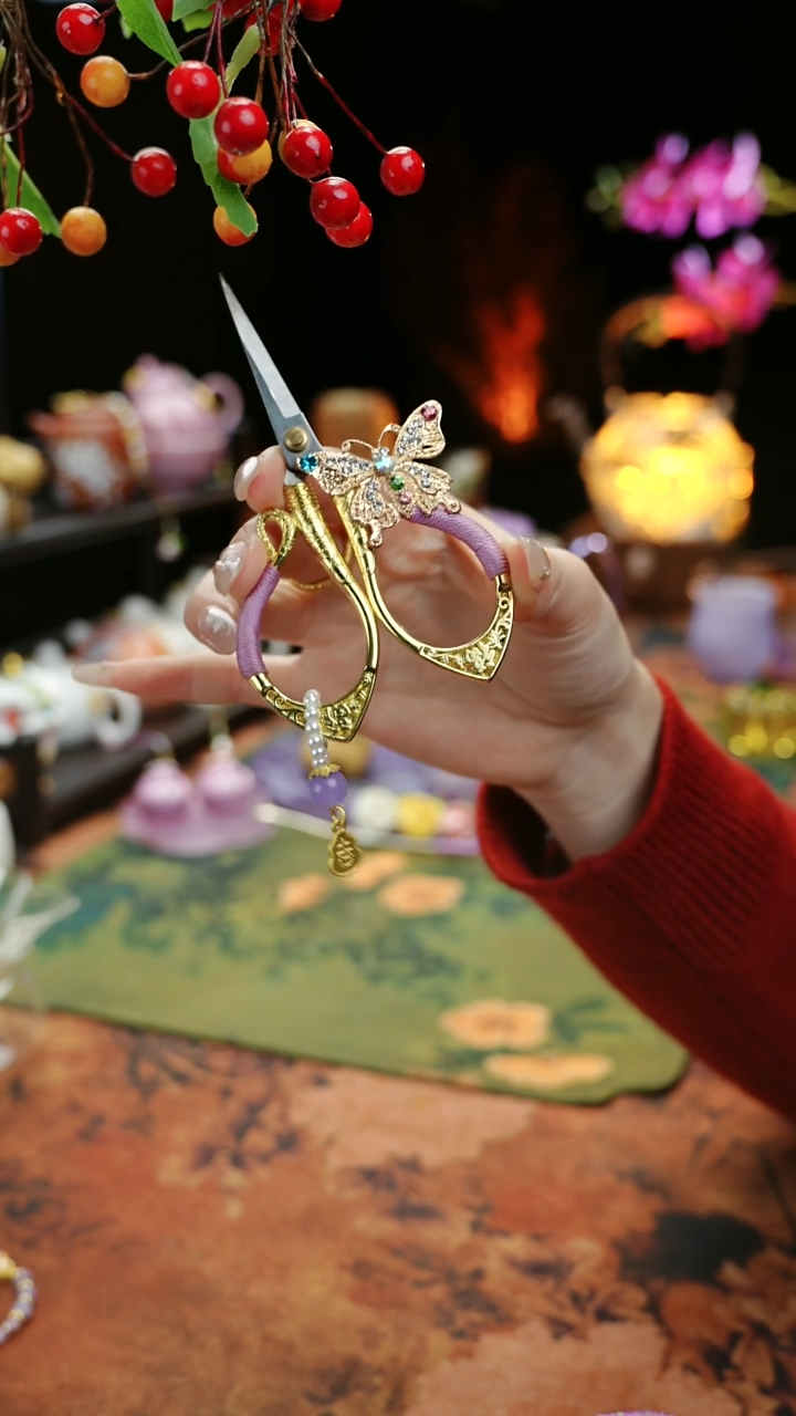 【闪购商品】紫色蝴蝶茶袋小剪刀