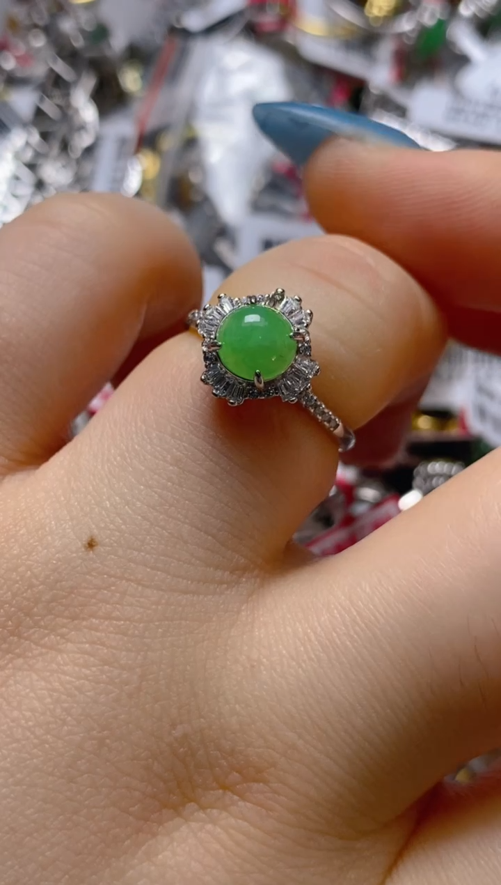 银S925镶嵌戒指翡翠百内无证书