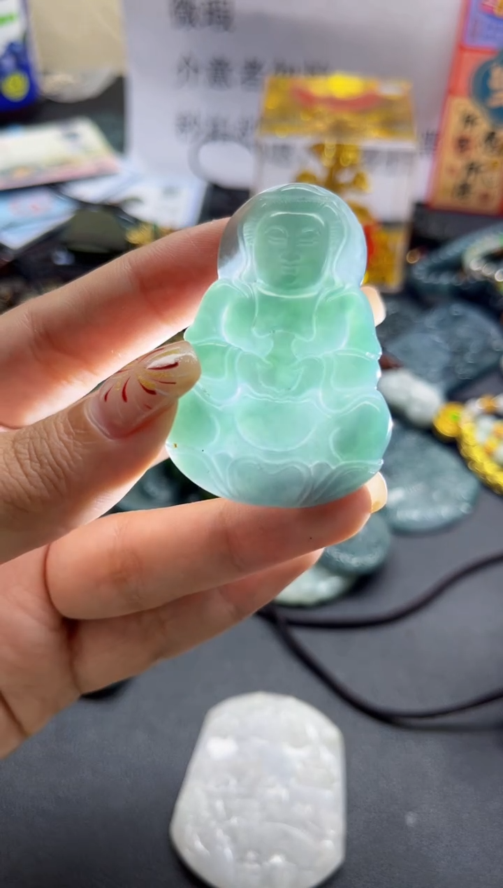 【闪购商品】翡翠颈饰未镶嵌翡翠