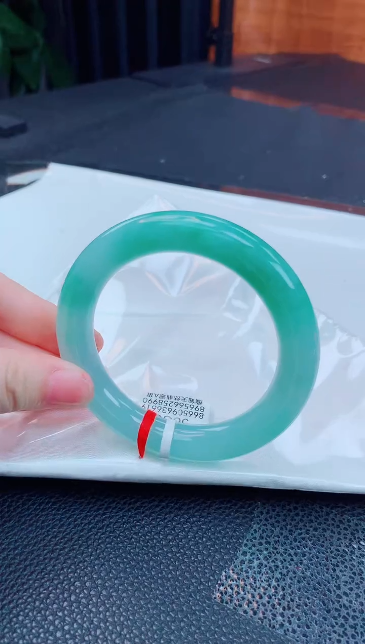 【闪购商品】翡翠手镯未镶嵌缅甸天然翡翠A货手镯