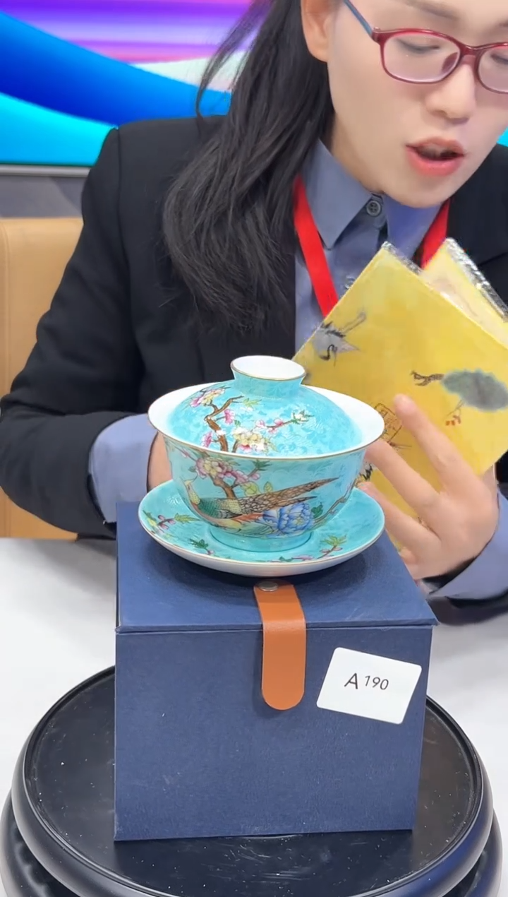 【闪购商品】盖碗天青底扒花花鸟三才盖碗A190