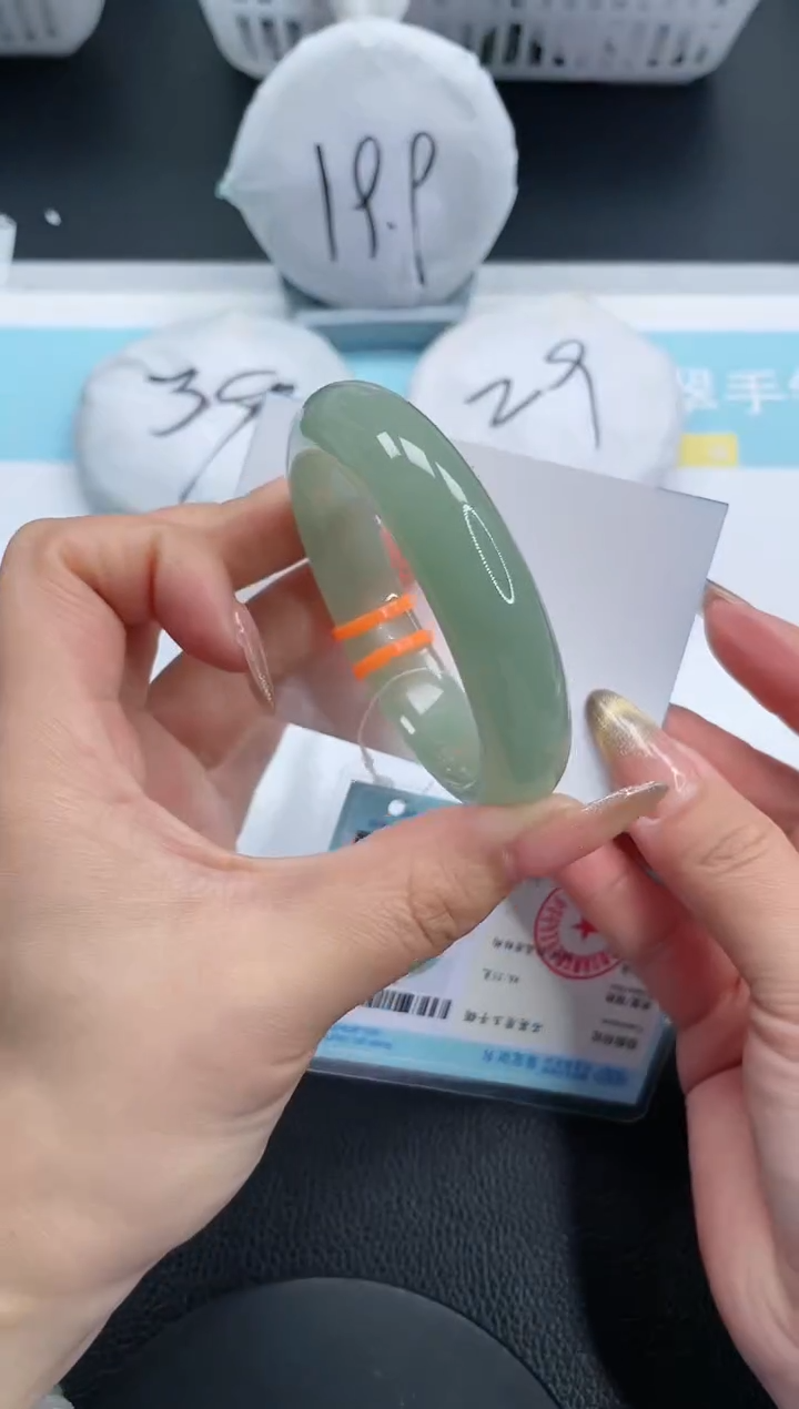 【闪购商品】石英质玉手镯未镶嵌20S155-52