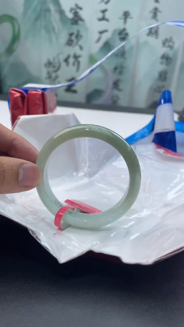 【闪购商品】翡翠手镯未镶嵌翡翠手镯19