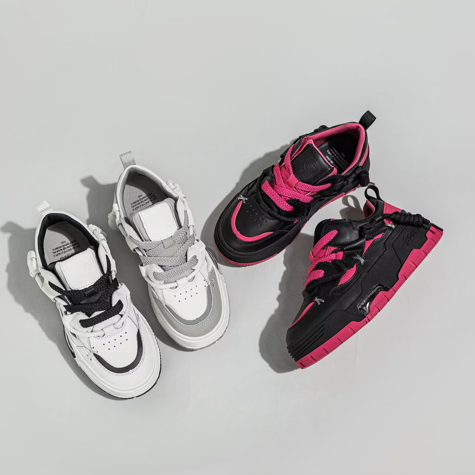 正品厚底气垫板鞋女2025款小众时尚百搭熊猫色面包休闲运动鞋887