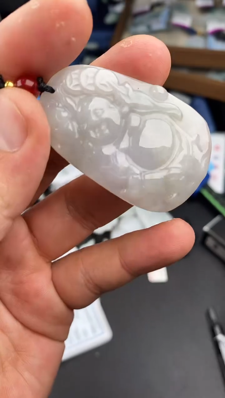 【闪购商品】翡翠颈饰未镶嵌  天然翡翠，一物一图