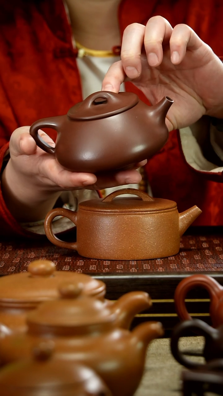 【闪购商品】紫砂茶壶沉香段 大汉瓦+老紫泥中 满瓢