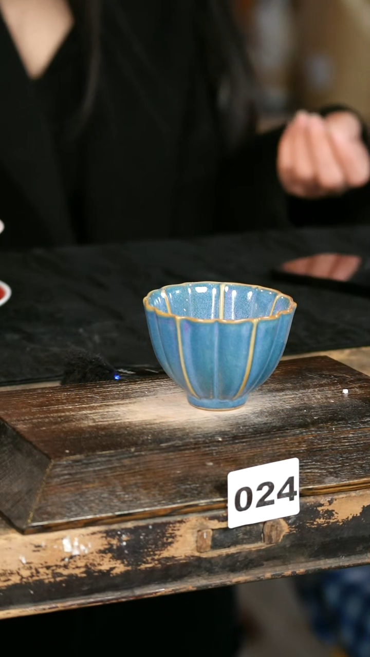 【闪购商品】瓷片见山北野见山北野