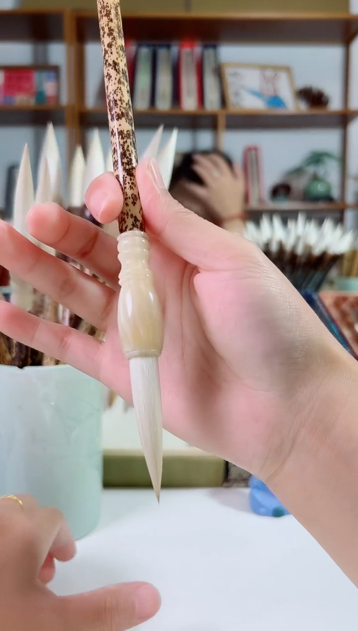  芝麻杆牛角的纯老羊毫出锋5.0