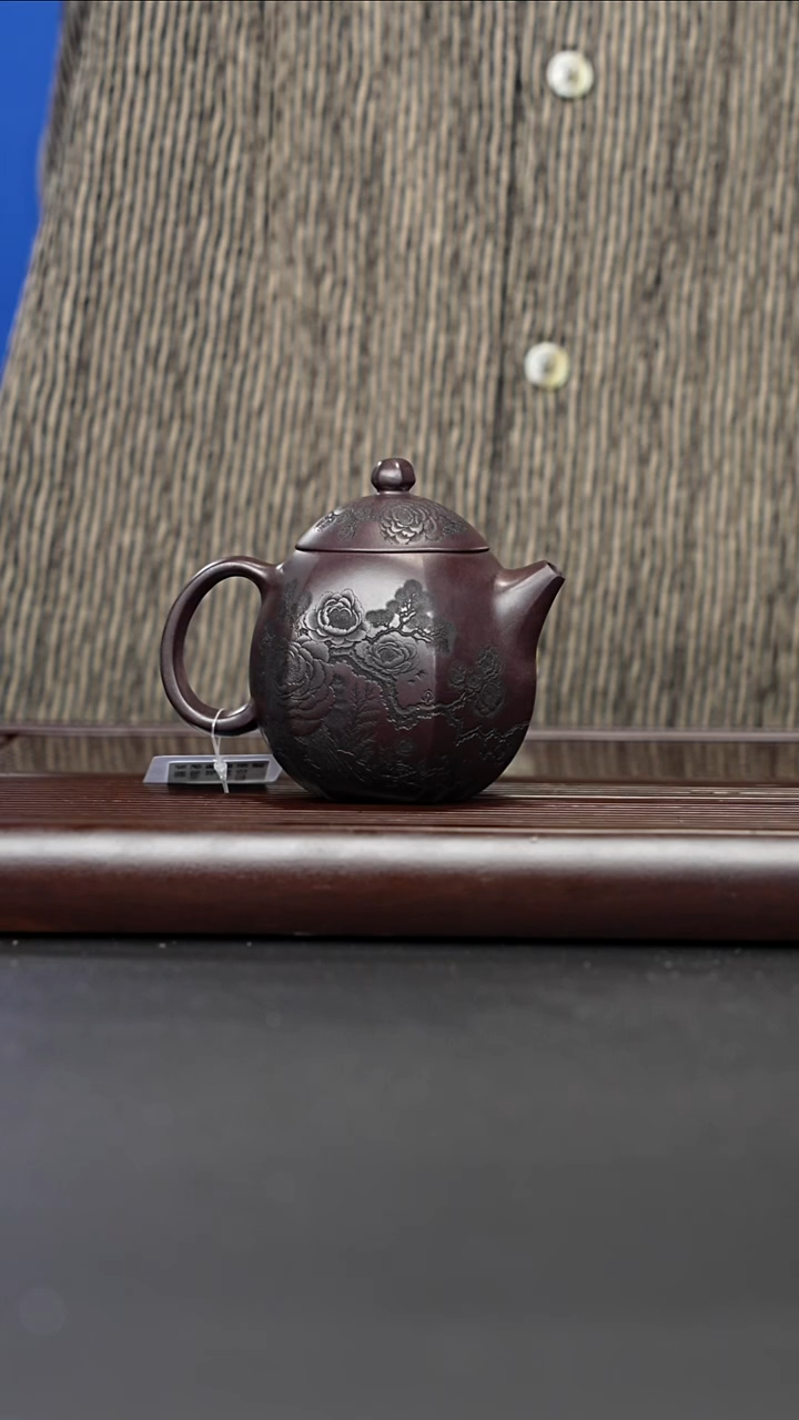 紫砂壶宜兴紫砂 花鸟六方龙蛋 深井老紫泥 顾林芬 725