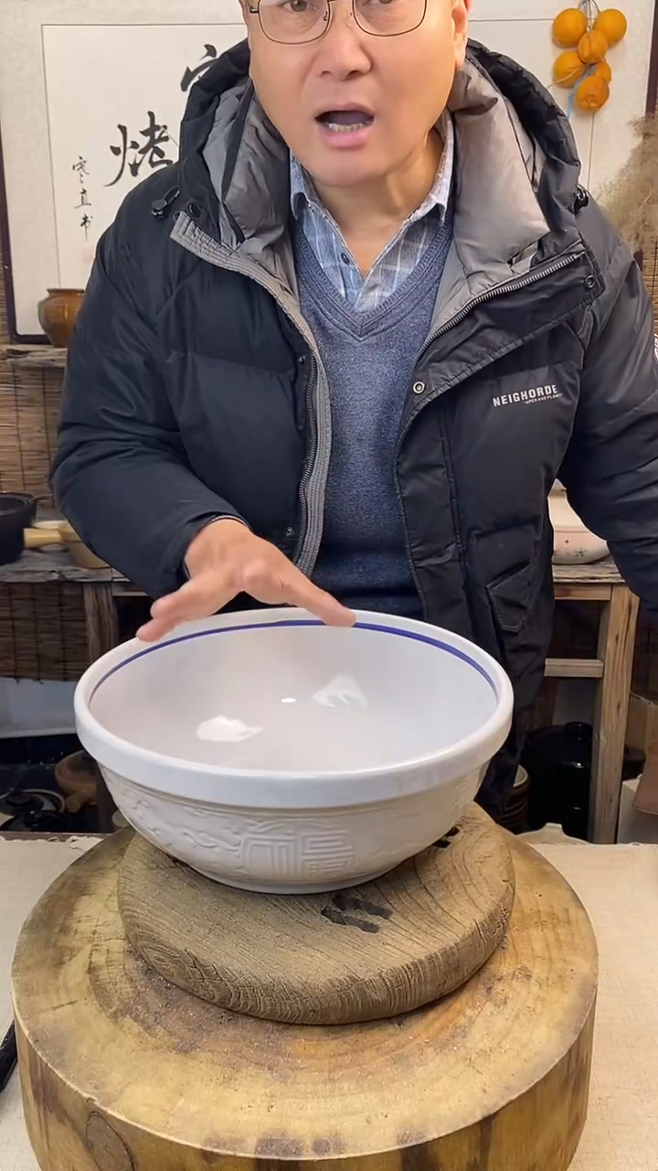 土陶祥云浮雕和面盆