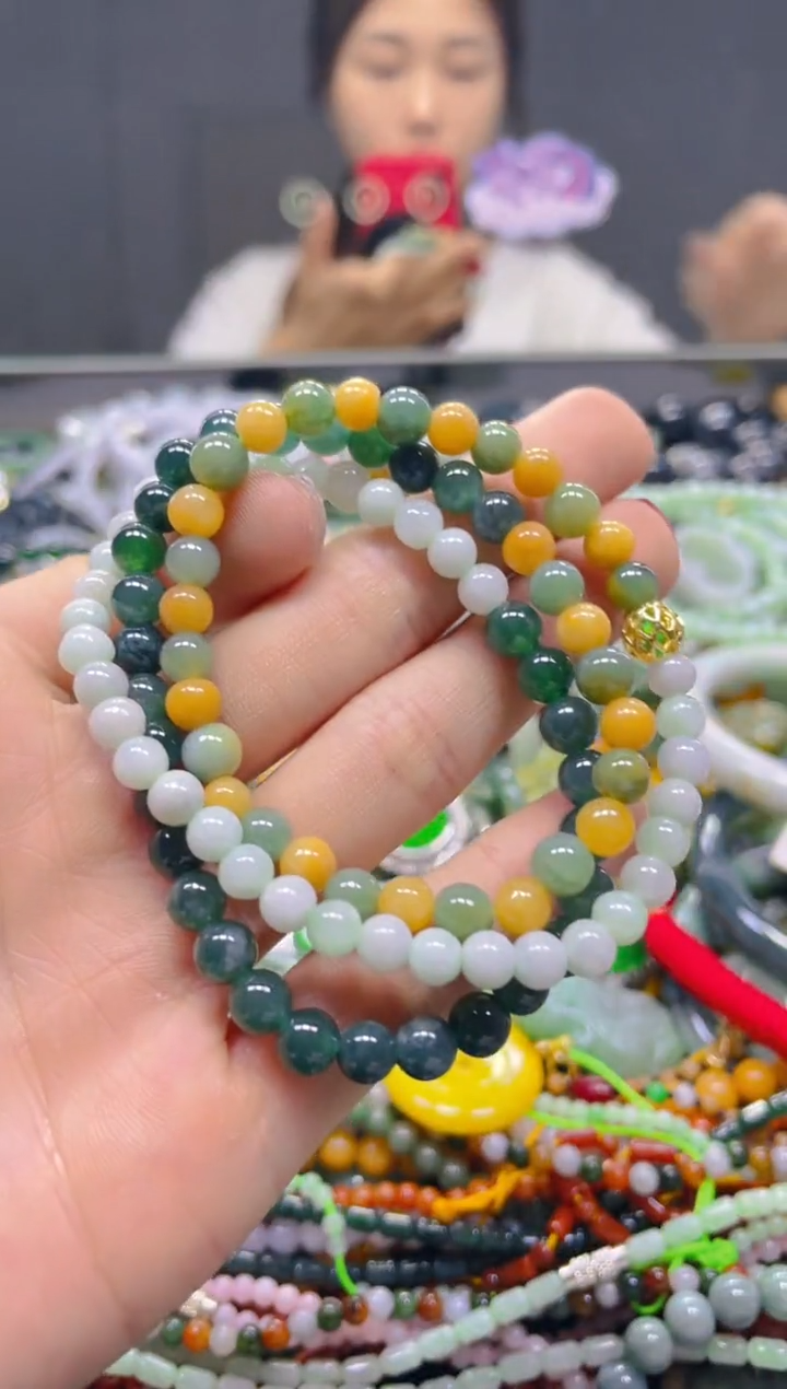 颈饰未镶嵌翡翠5MM/T/翡翠A货，一件也是批发价