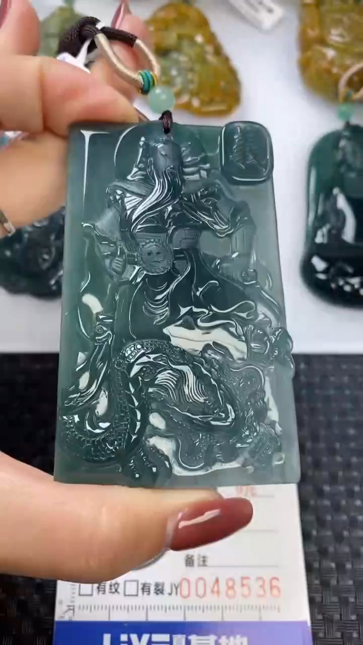 【闪购商品】翡翠颈饰未镶嵌1111111111111111