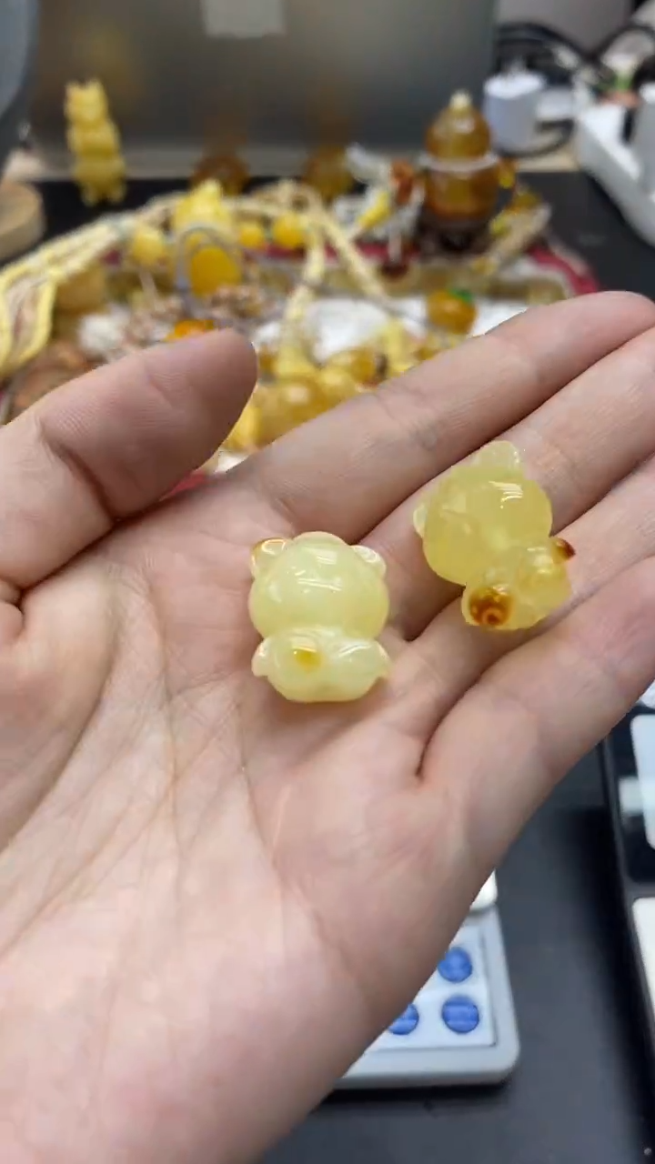 琥珀未镶嵌珠宝奇石1293多样性发其一默认有瑕