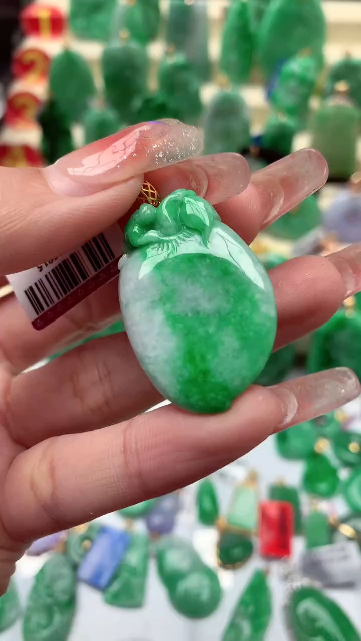 【闪购商品】翡翠颈饰18K金镶嵌挂件