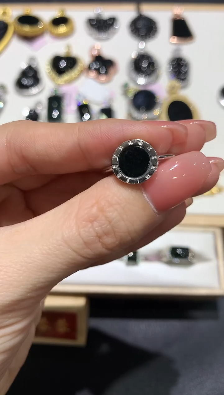 【闪购商品】翡翠吊坠(不含链)银S925镶嵌16多人多样性随机发货1件