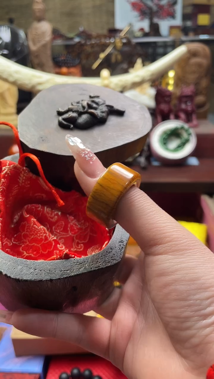 【闪购商品】一一一一一一一bz  木盒