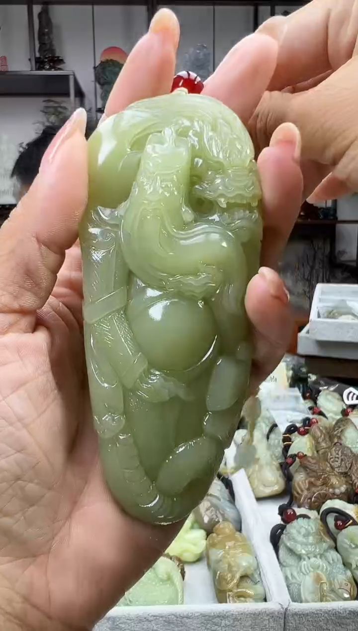 和田玉未镶嵌把件1