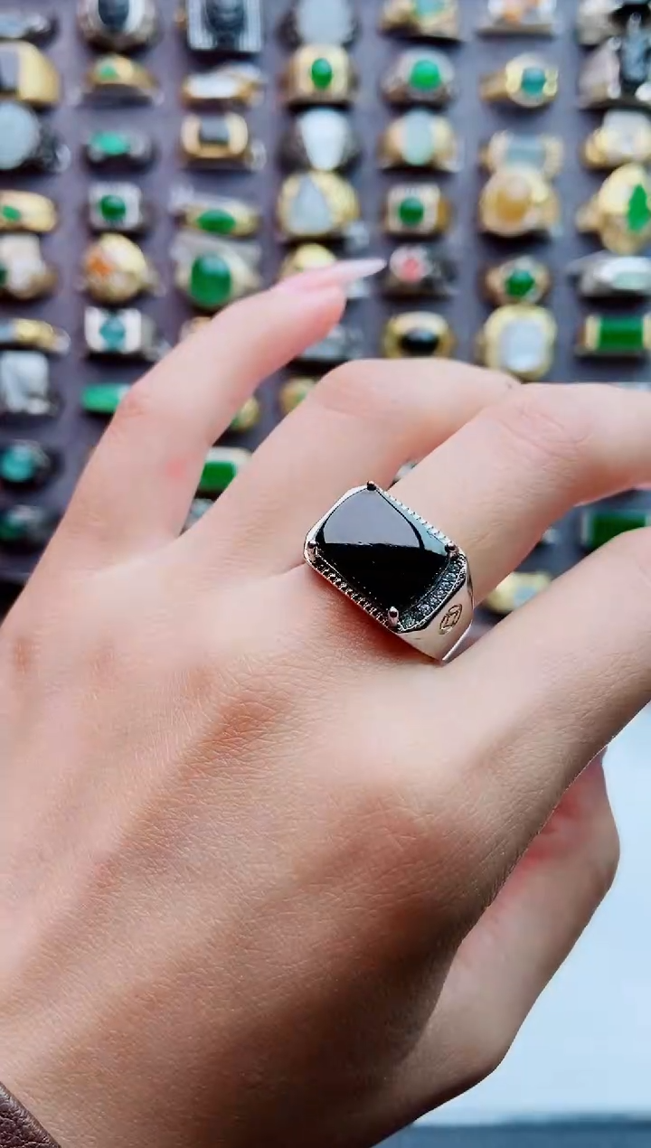 未镶嵌戒指翡翠爱****芋天然翡翠男戒