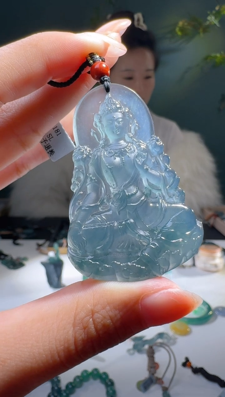 【闪购商品】翡翠颈饰未镶嵌天然A货翡翠