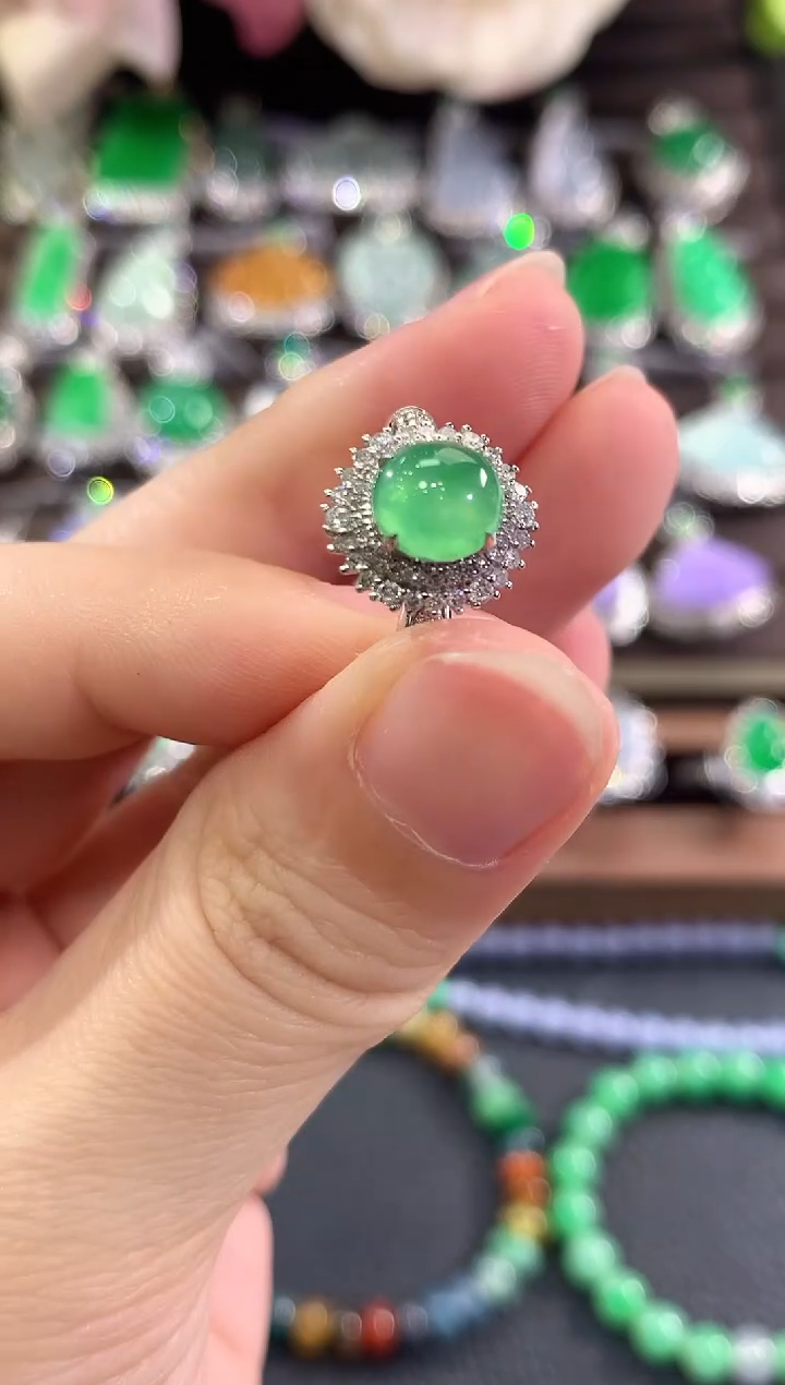 18K金镶嵌戒指翡翠d44 