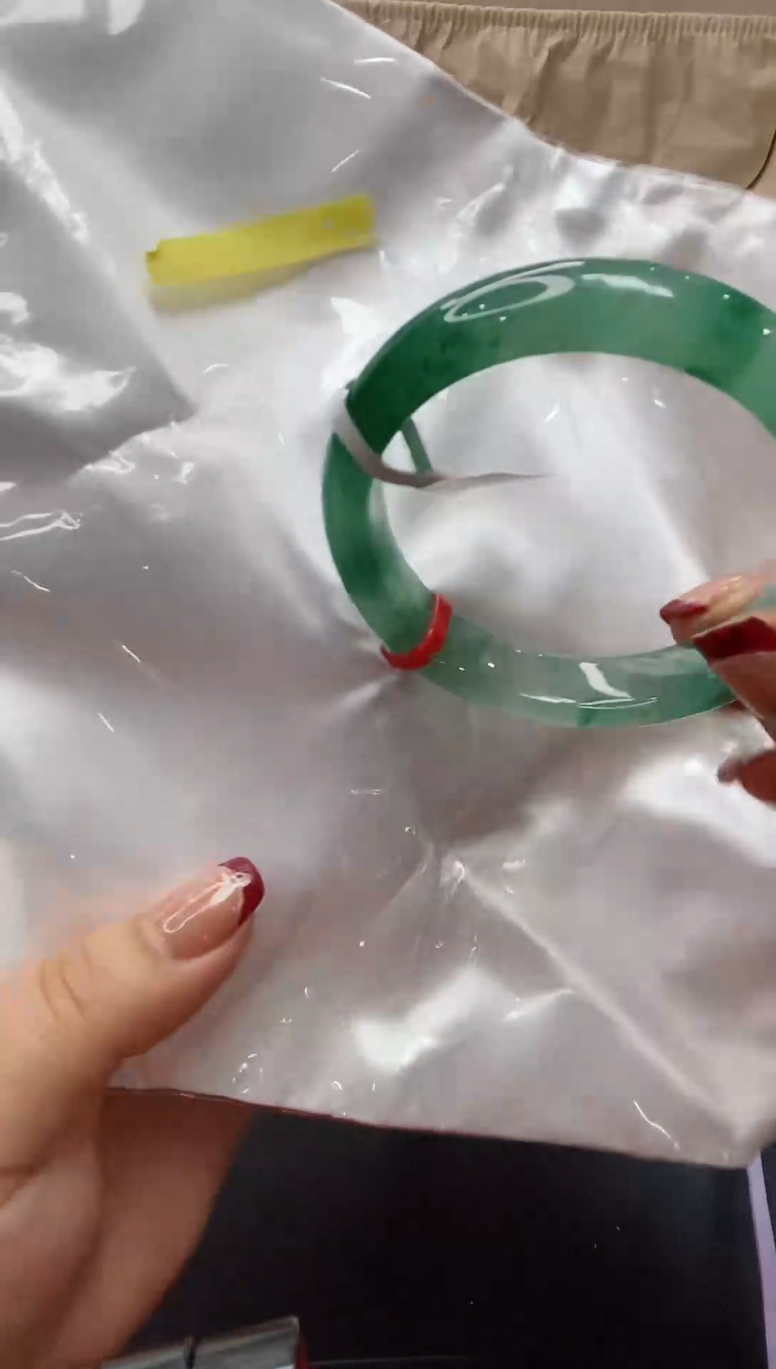 【闪购商品】石英质玉手镯未镶嵌36