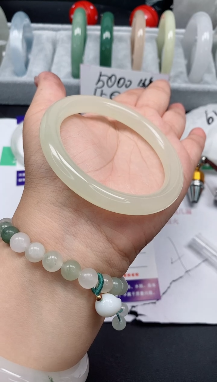 石英质玉手镯未镶嵌209/60-61
